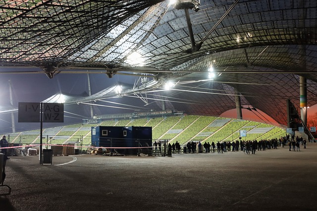 强度时尤为 强度时尤为